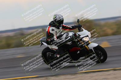 media/Jan-14-2023-SoCal Trackdays (Sat) [[497694156f]]/Turn 11 Inside (950am)/